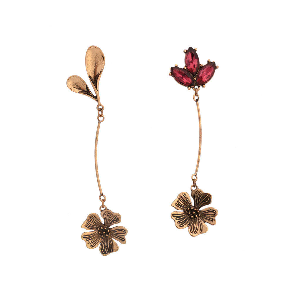 

Vintage Flower Leaves Dangle Earrings