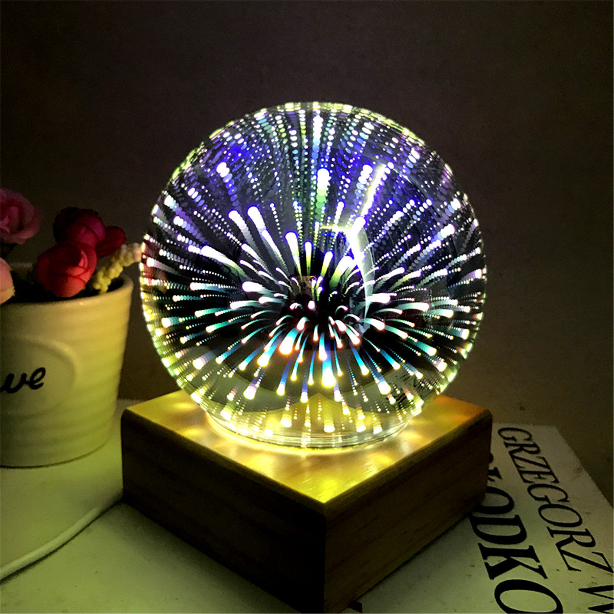 

Magic USB Sphere Lightning Lamp Light