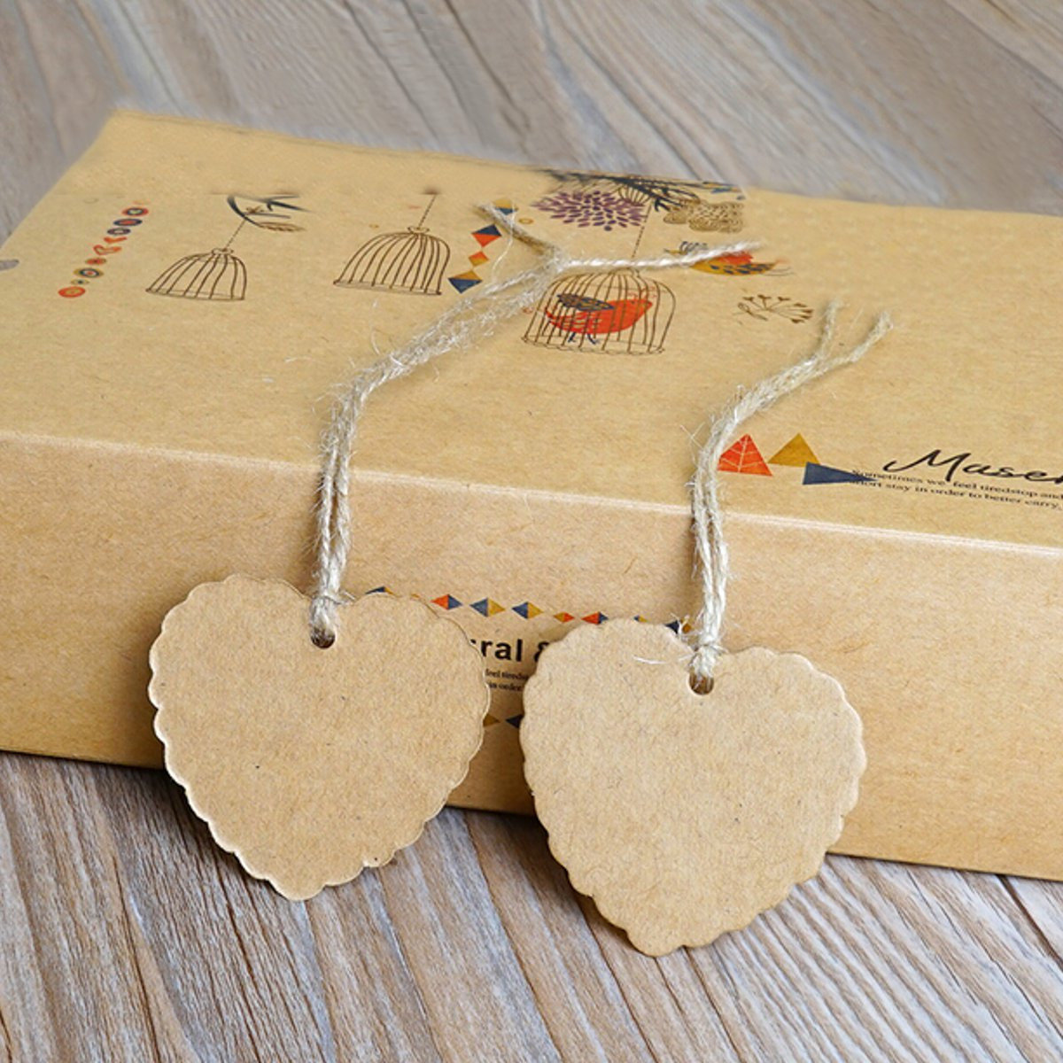 

100pcs Vintage Wedding Favor Gift Tags Blank Luggage Label Kraft Paper With Strings, White