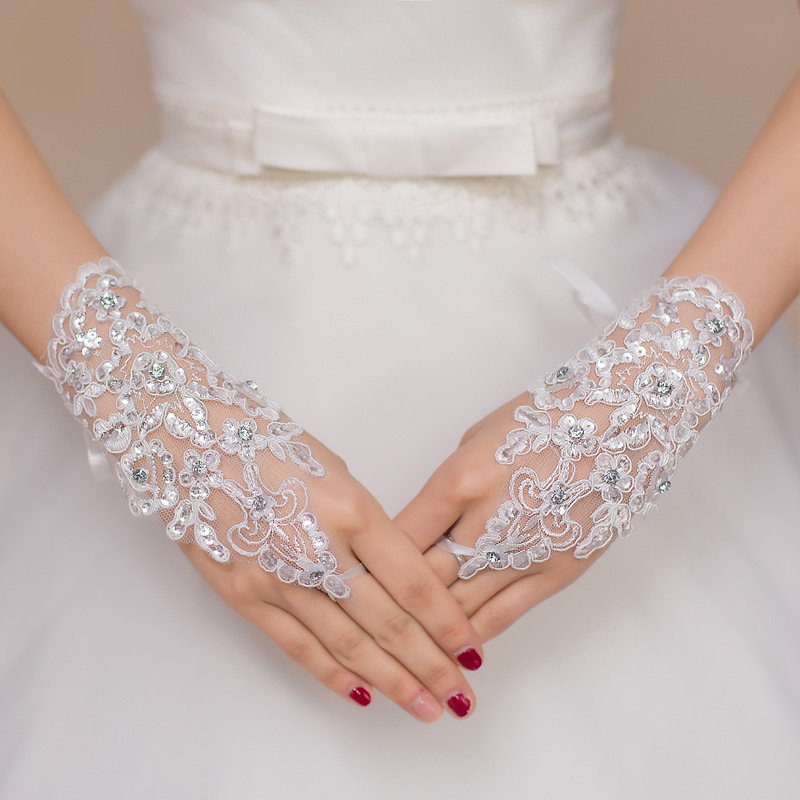 

Bride Lace Fingerless Gloves, White